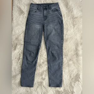 Black American Eagle Mom Jeans